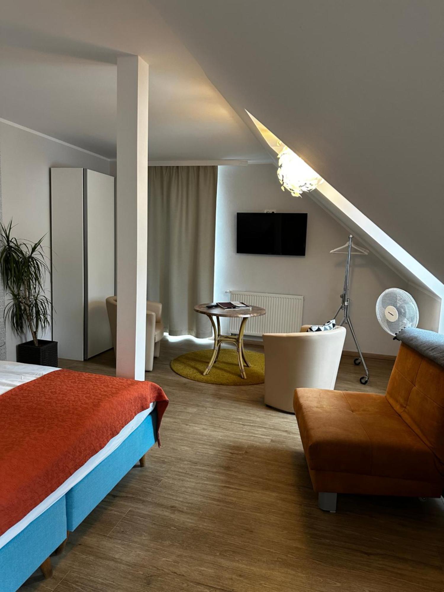 Hotelpension Am Dom Erfurt Esterno foto